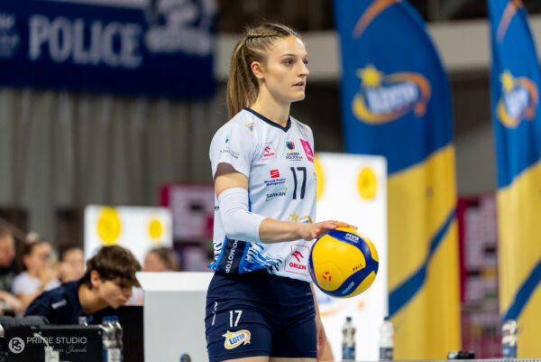 Szczecin 07.11.2025
Siatkowka mecz 5. kolejka Tauron Liga sezon 2025/2026 --- Polish volleyball top league match in Szczecin: Chemik Police - KS DevelopRes Rzeszow
N/Z Weronika Gierszewska
Fot. Marcin Jasinski/Arena Akcji