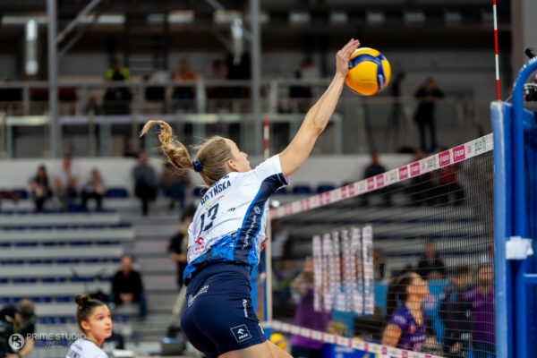 Szczecin 07.11.2025
Siatkowka mecz 5. kolejka Tauron Liga sezon 2025/2026 --- Polish volleyball top league match in Szczecin: Chemik Police - KS DevelopRes Rzeszow
N/Z Kinga Rozynska
Fot. Marcin Jasinski/Arena Akcji