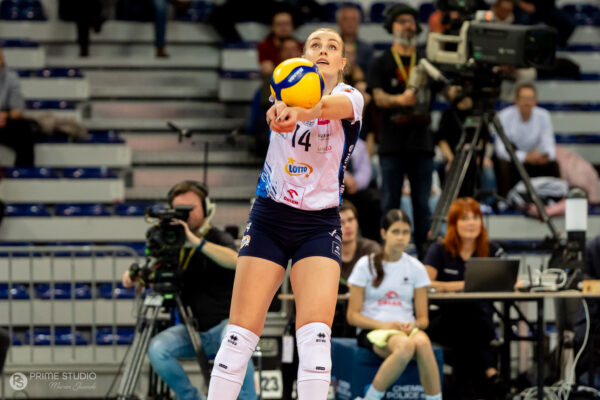 Szczecin 07.11.2025
Siatkowka mecz 5. kolejka Tauron Liga sezon 2025/2026 --- Polish volleyball top league match in Szczecin: Chemik Police - KS DevelopRes Rzeszow
N/Z Natalia Medrzyk
Fot. Marcin Jasinski/Arena Akcji