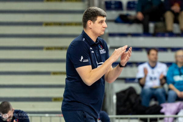 Szczecin 07.11.2025
Siatkowka mecz 5. kolejka Tauron Liga sezon 2025/2026 --- Polish volleyball top league match in Szczecin: Chemik Police - KS DevelopRes Rzeszow
N/Z Dawid Michor
Fot. Marcin Jasinski/Arena Akcji