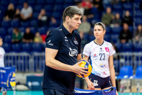 Szczecin 07.11.2025
Siatkowka mecz 5. kolejka Tauron Liga sezon 2025/2026 --- Polish volleyball top league match in Szczecin: Chemik Police - KS DevelopRes Rzeszow
N/Z Dawid Michor
Fot. Marcin Jasinski/Arena Akcji