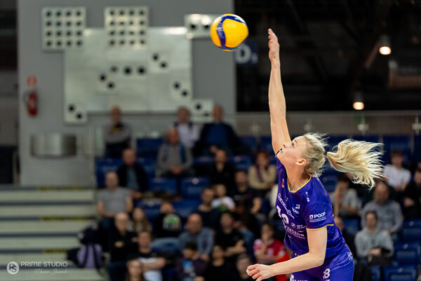 Szczecin 07.11.2025
Siatkowka mecz 5. kolejka Tauron Liga sezon 2025/2026 --- Polish volleyball top league match in Szczecin: Chemik Police - KS DevelopRes Rzeszow
N/Z Aleksandra Dudek
Fot. Marcin Jasinski/Arena Akcji