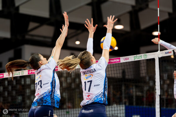 Szczecin 30.03.2026
Siatkowka mecz playoff Tauron Liga sezon 2025/2026 --- Polish volleyball top league playoff match in Szczecin: Chemik Police - PGE Budowlani Lodz
N/Z Maja Koput Weronika Gierszewska
Fot. Marcin Jasinski/Arena Akcji