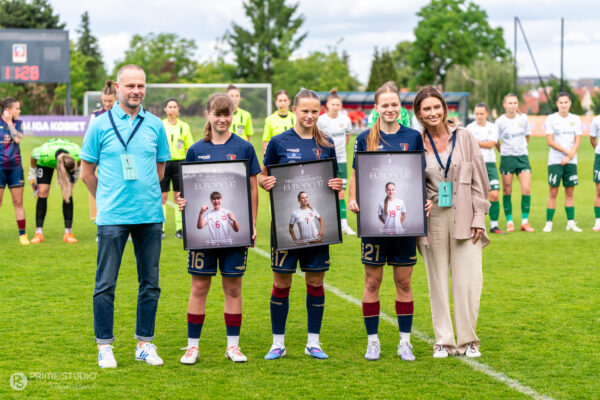 Szczecin 30.05.2026
Pilka nozna mecz 22. kolejka Orlen Ekstraliga Kobiet sezon 2025/2026 --- First Polish Women's football league match in Szczecin: Pogon Szczecin - Slask Wroclaw
N/Z Wiktoria Zgrzeba Oliwia Grewling Blanka Zajac
Fot. Marcin Jasinski/Arena Akcji